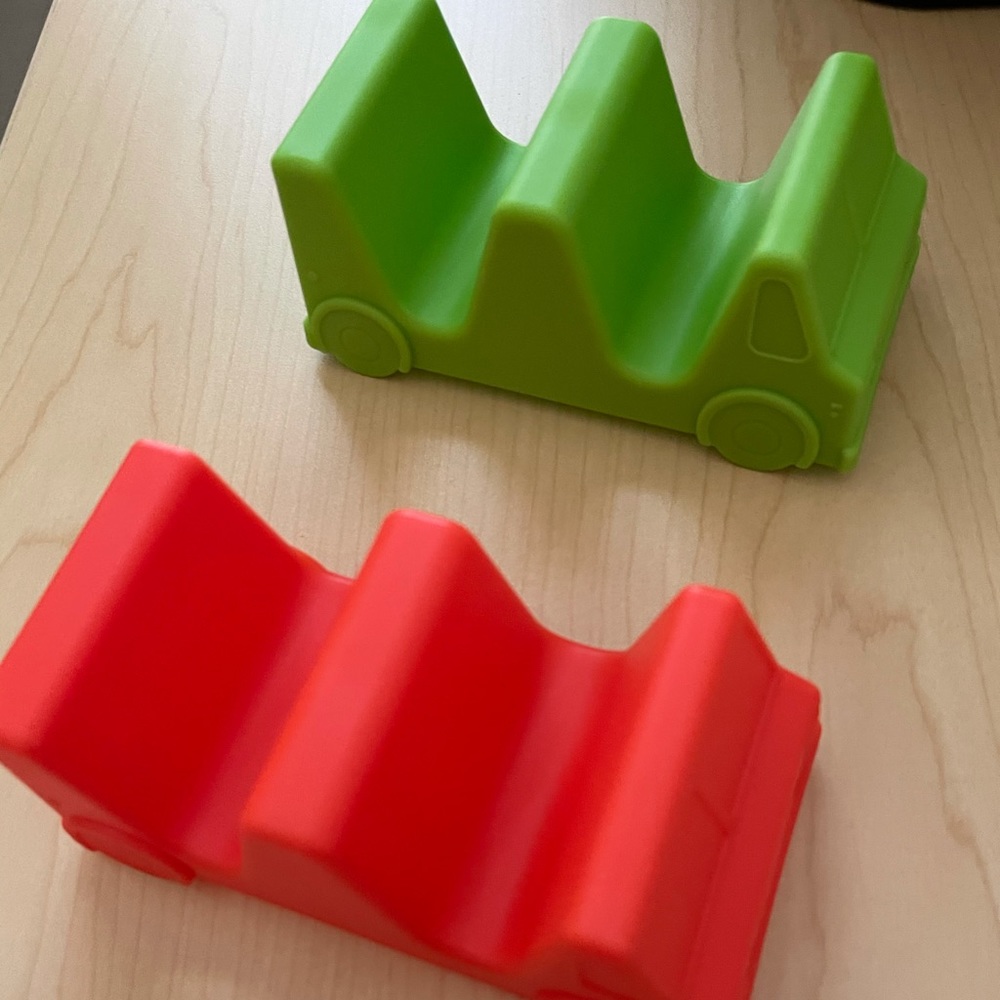 Taco holders look like trucks
